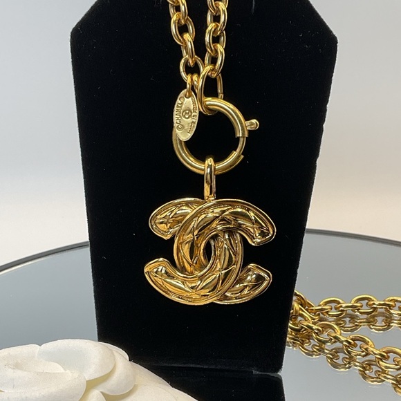 Chanel Gold Chain Necklace - Picture 15 of 16